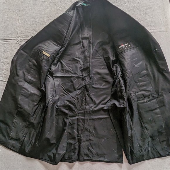 Kiton Blanc Blu Super 180 3 Roll 2 Button Wool 40R w/ Surgeons Cuff - Picture 6 of 12